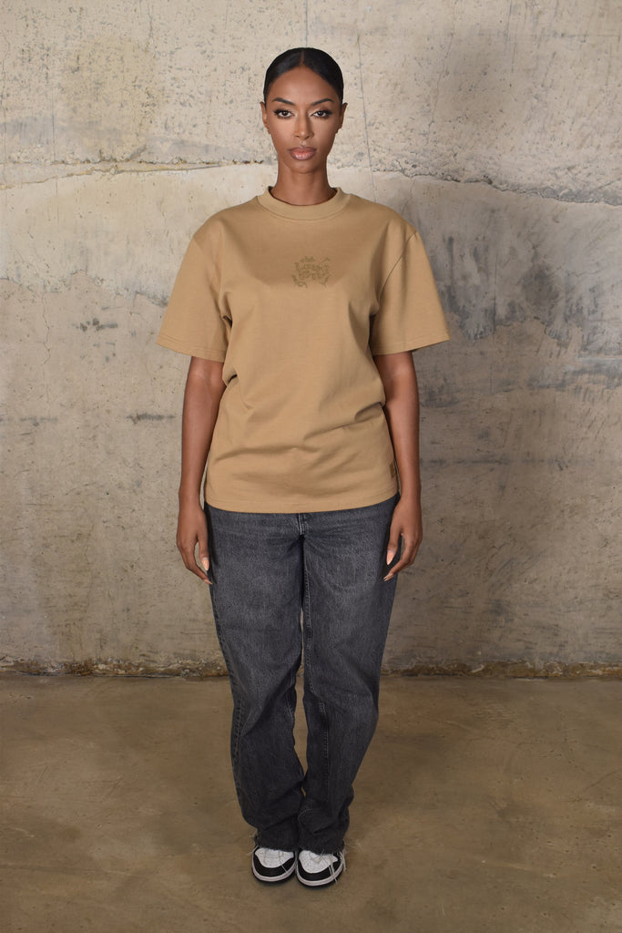 óneiro - Premium Beige T-Shirt