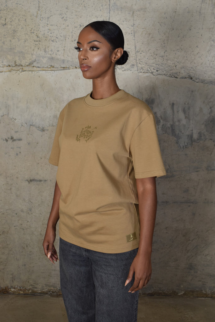 óneiro - Premium Beige T-Shirt